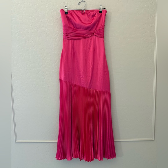 AMUR Strapless Pink Dress - Picture 4 of 10